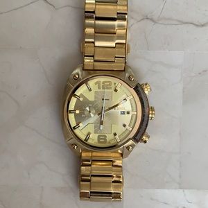 Fashion gold Diesel wristwatch